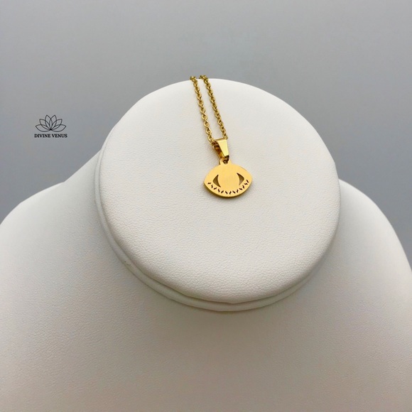 Evil Eye Necklace | Gold Plated Stainless Steel - Picture 9 of 10